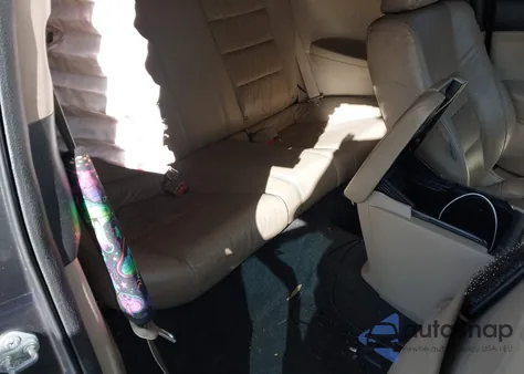 2010 Honda Accord 3.5 Ex-L из США, поврежденный, VIN 1HGCS2B86AA008624